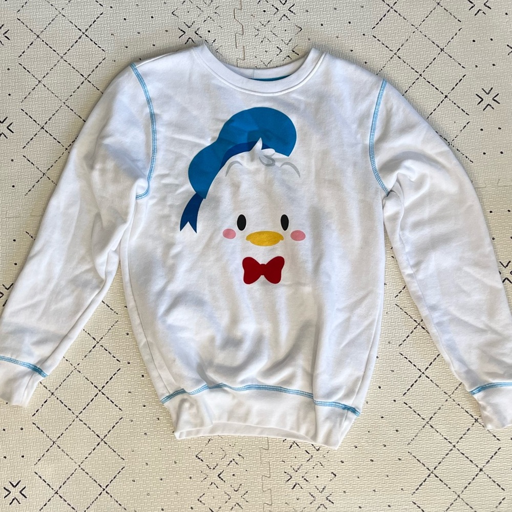Disney Parks Shanghai Donald Duck sweatshirt XS